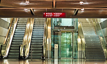 ascenseurs-escalier-mecanique-smart-building-iot